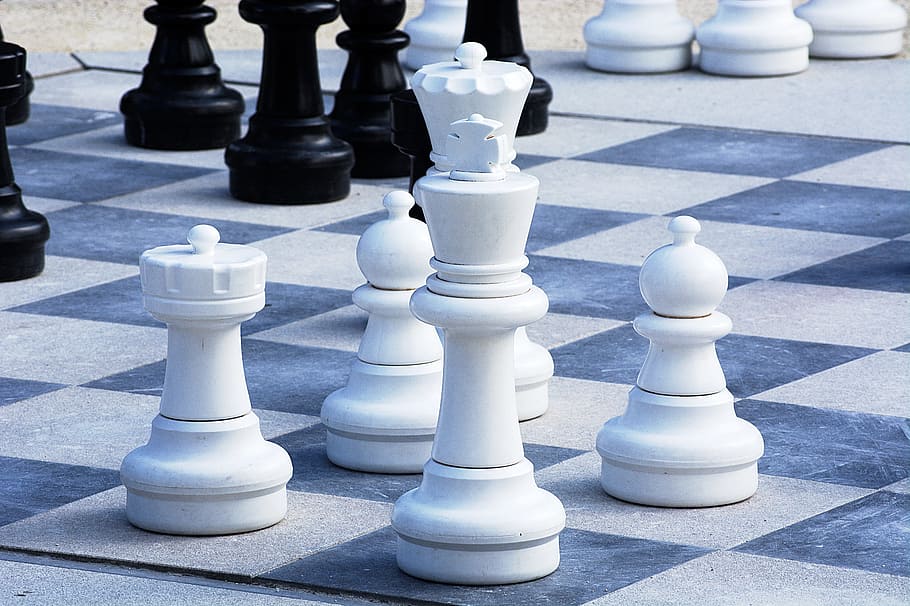 king, white, chess, board, game, black, play, pieces, pawn, HD wallpaper