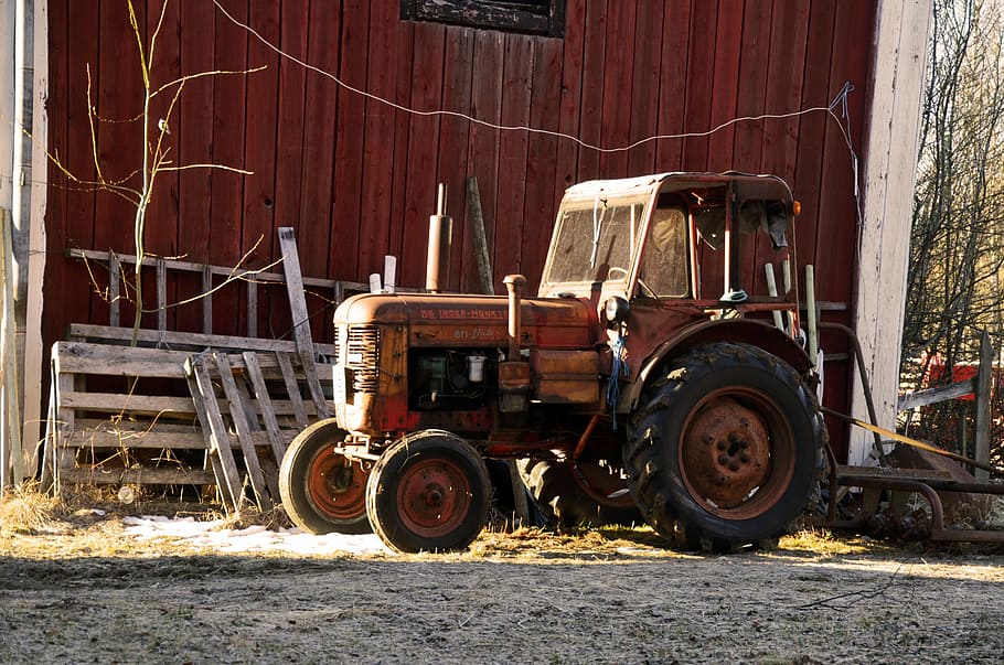 tractor, skellefteå, barn, morning sun, red, transportation, HD wallpaper