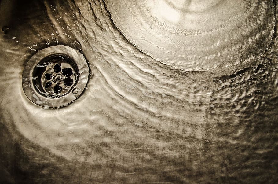 close up photograph of draining water in sink, drops, dark HD wallpaper