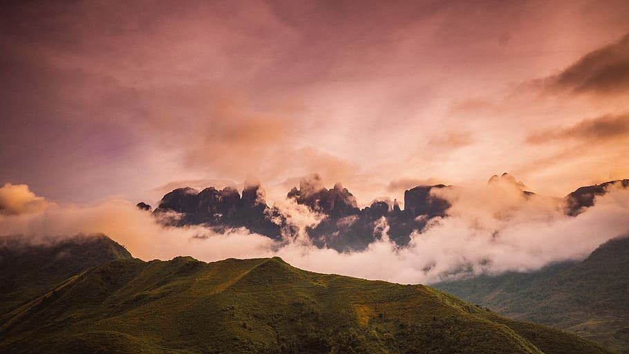 mountain under clouds, mountain ranges behind the clouds, landscape HD wallpaper