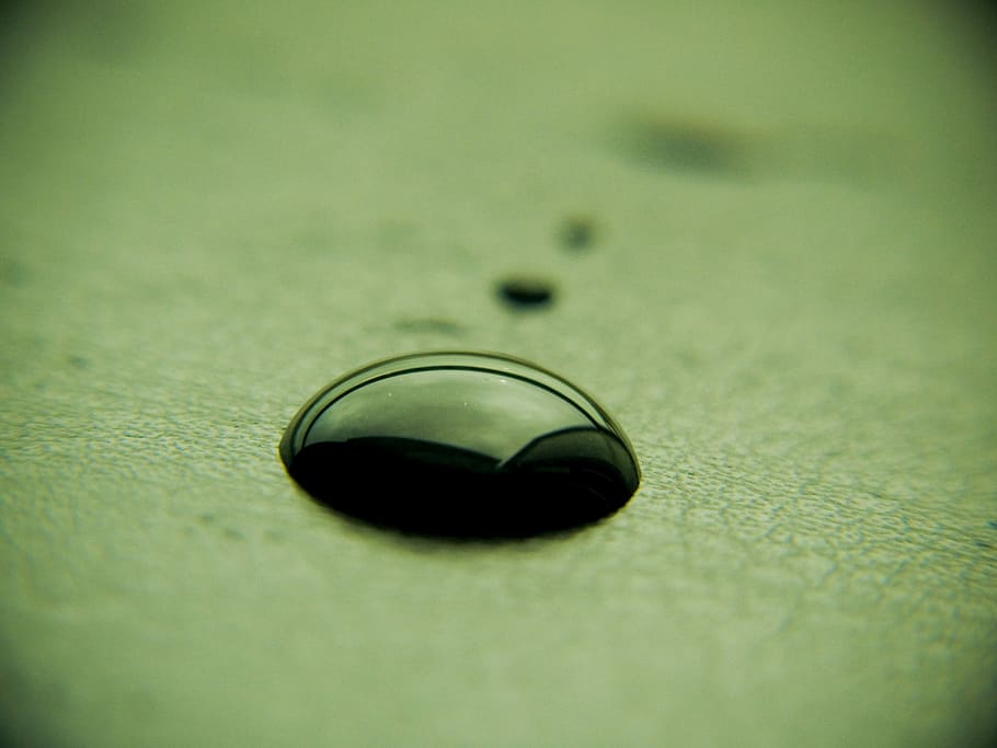 Macro, Detail, Drop, Droplet, black, depth, blur, reflection HD wallpaper