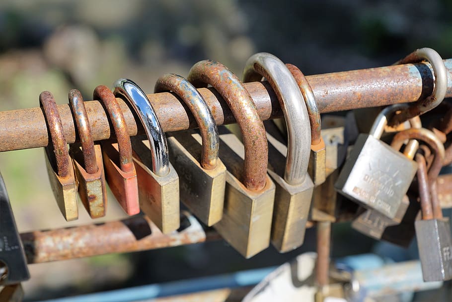 castle, seven, number, key, metal, rusty, safety, close-up HD wallpaper