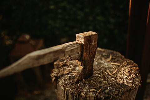 brown wood chunk, selective focus photography of ax on wood, hatchet HD wallpaper