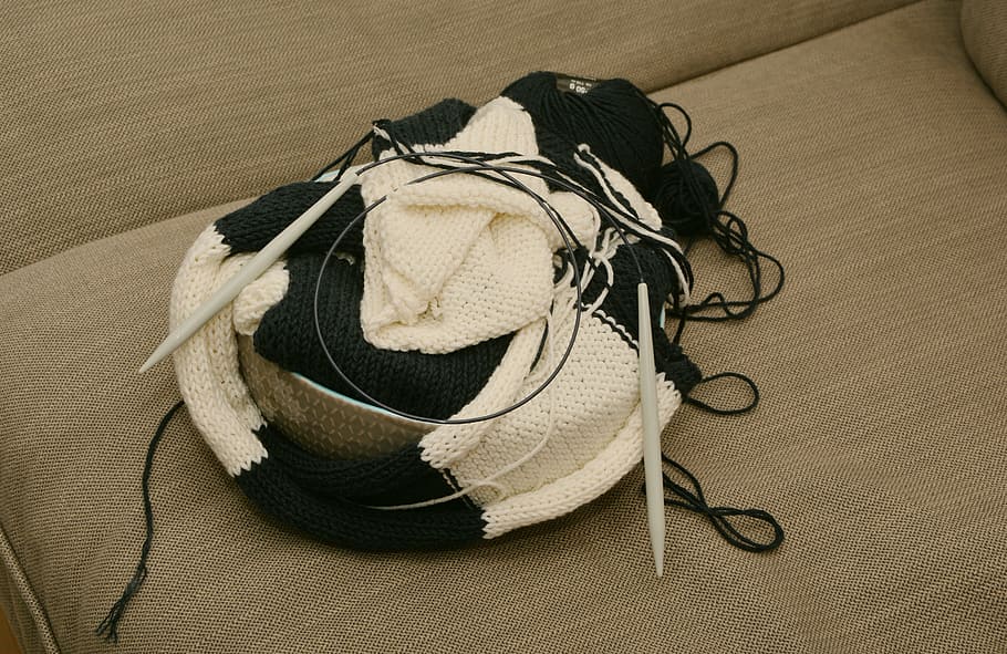 Knitting Needles, Wool, hand labor, hobby, thread, yarn, warm HD wallpaper