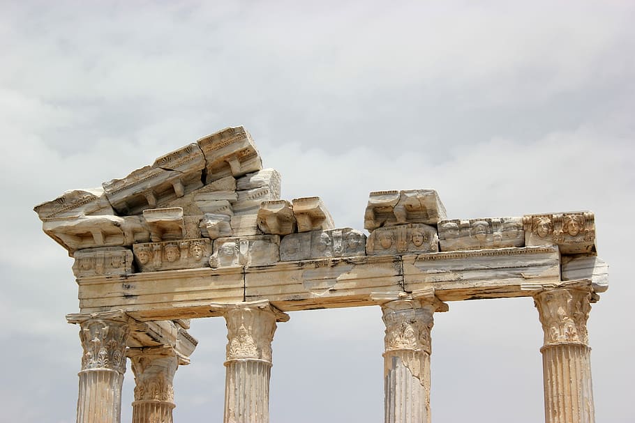 white temple ruins during daytime, concrete building ruins landmark HD wallpaper