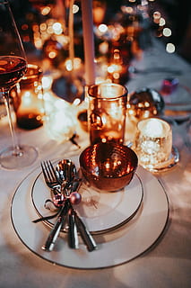 Christmas table decorations, table set, pink, holiday, glamour HD wallpaper