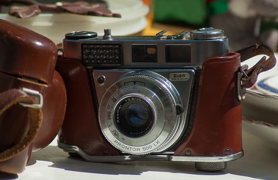 photography, old device, silver, camera, flea market, indoors HD wallpaper