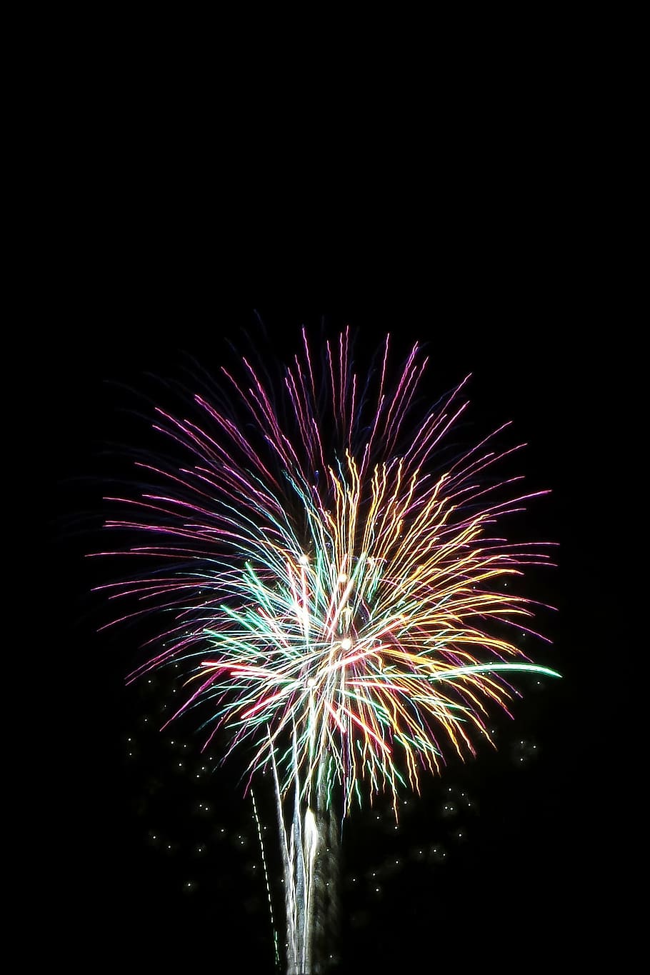 fireworks during nighttime, rockets, party, celebration, exploding HD wallpaper