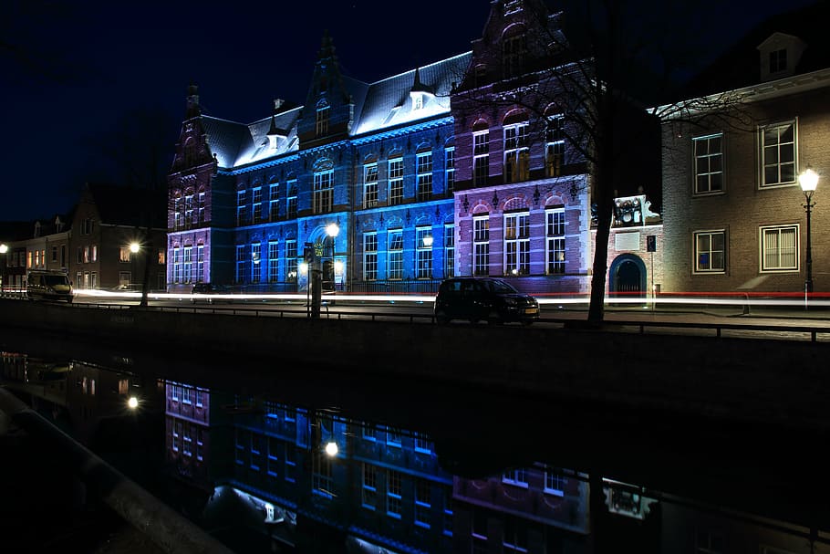 home, mirroring, water, distortion, light, reflections, night photograph HD wallpaper