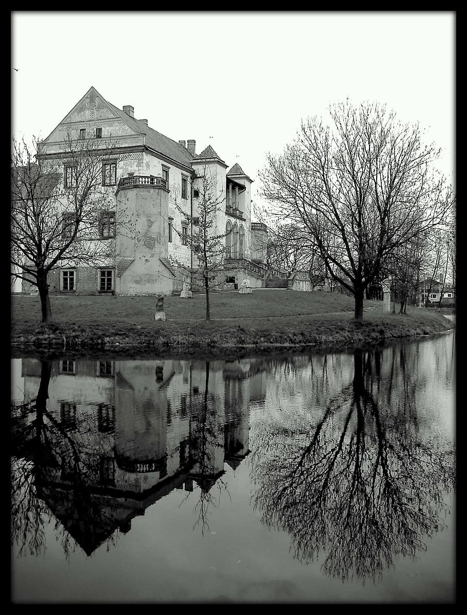 castle, view, moat, history, landscape, tourism, monument, architecture