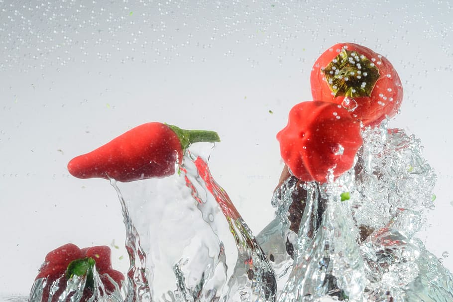 Water, Inject, Chilli, Spray, water splashes, spill over, drip, HD wallpaper