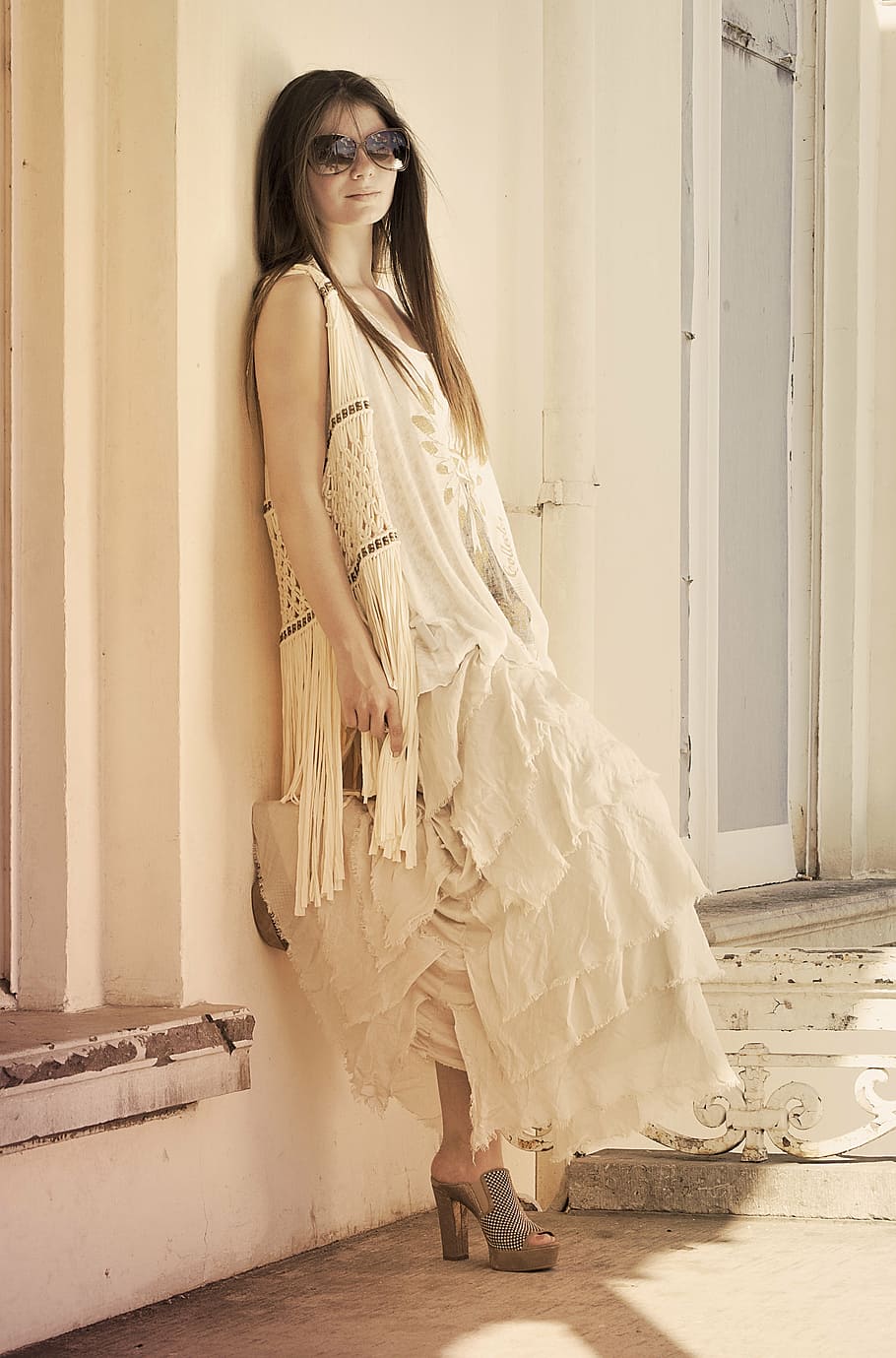 woman wearing white sleeveless tier dress leaning on wall, standing, HD wallpaper