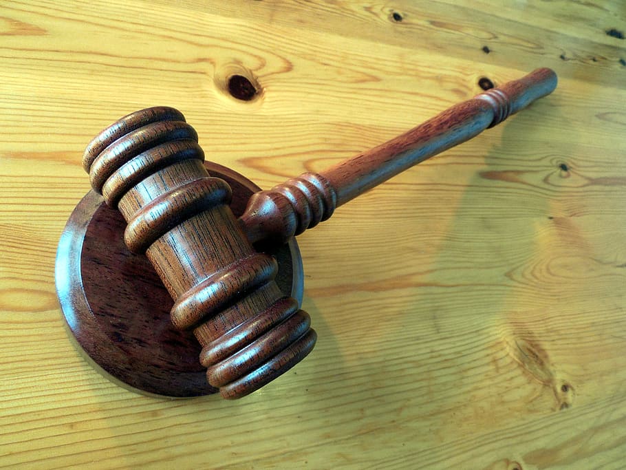 brown mallet, justice, court, hammer, auction, law, auctioneer, HD wallpaper