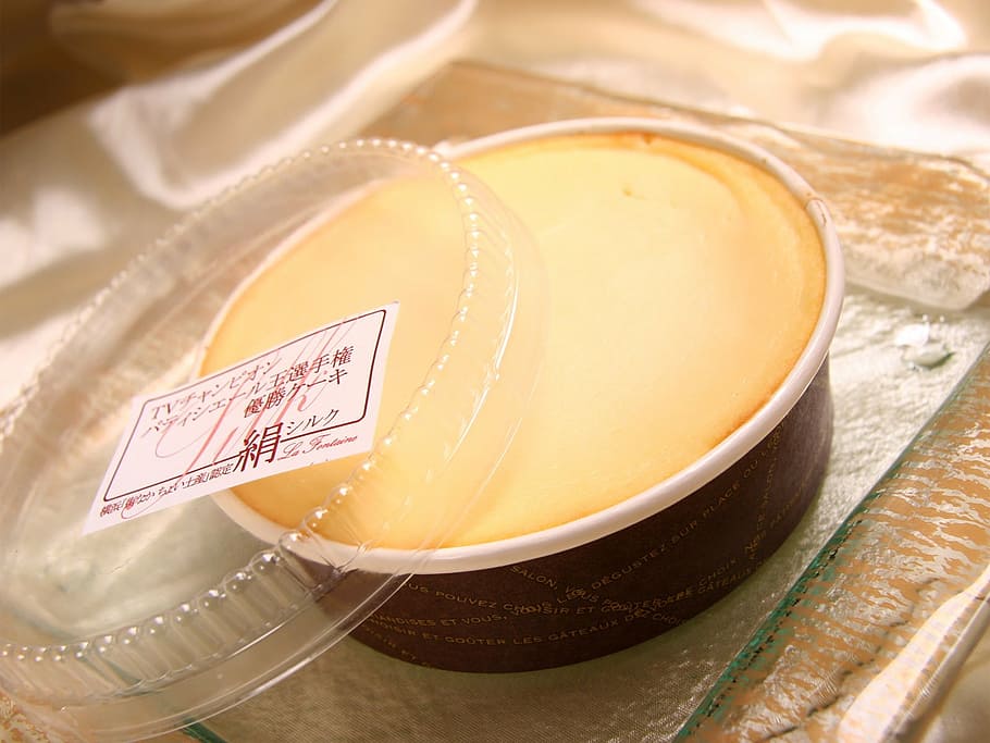 round brown plastic container on table, silk, app, cake, dessert HD wallpaper