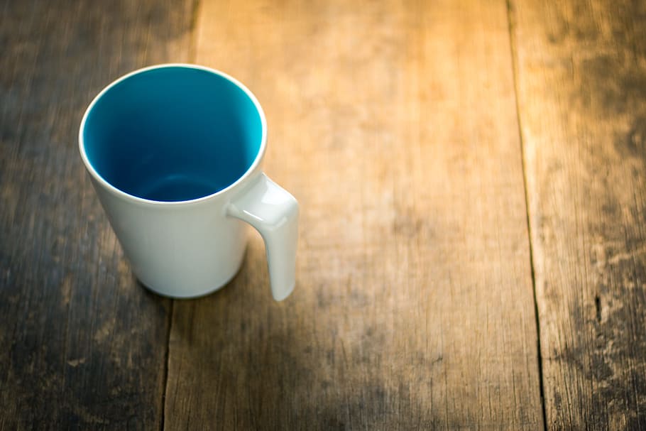 white and blue ceramic mug on brown wooden surface, cup, top, HD wallpaper
