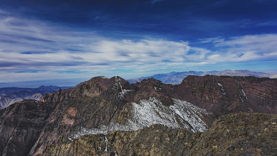 mountain under blue sky, highland, cloud, summit, ridge, landscape HD wallpaper