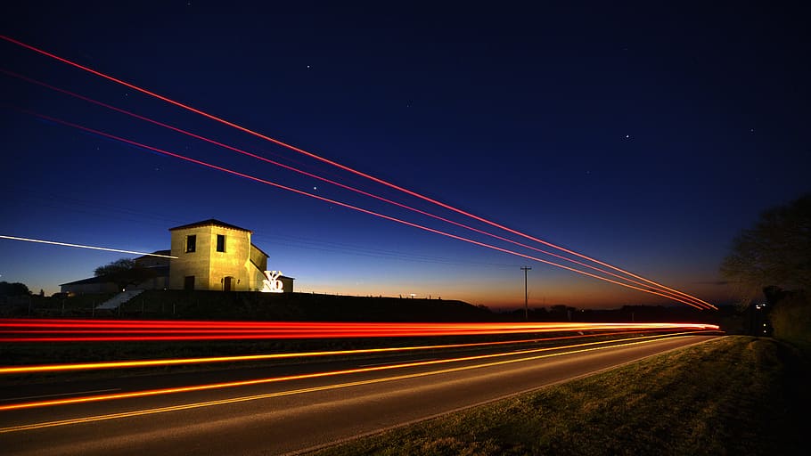 time lapse photo of road during nighttime, time lapse photography of road near house during night time HD wallpaper