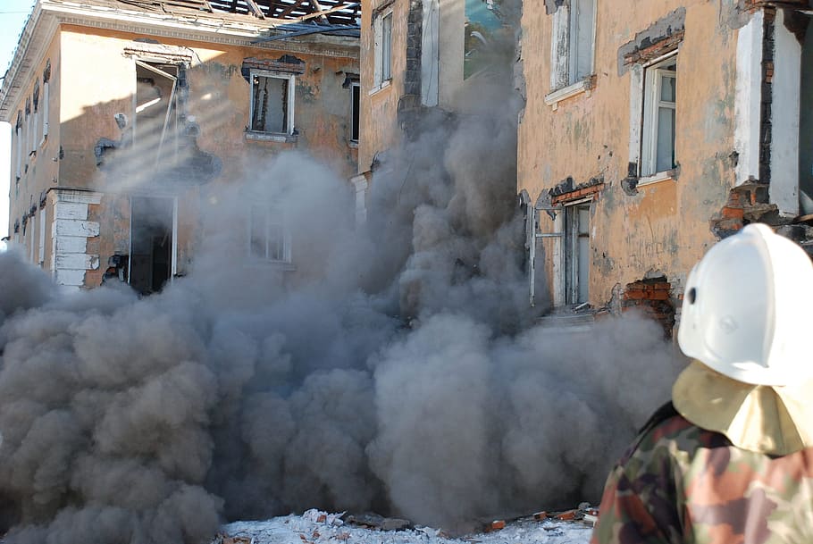 house, building, demolition, collapse, architecture, winter HD wallpaper