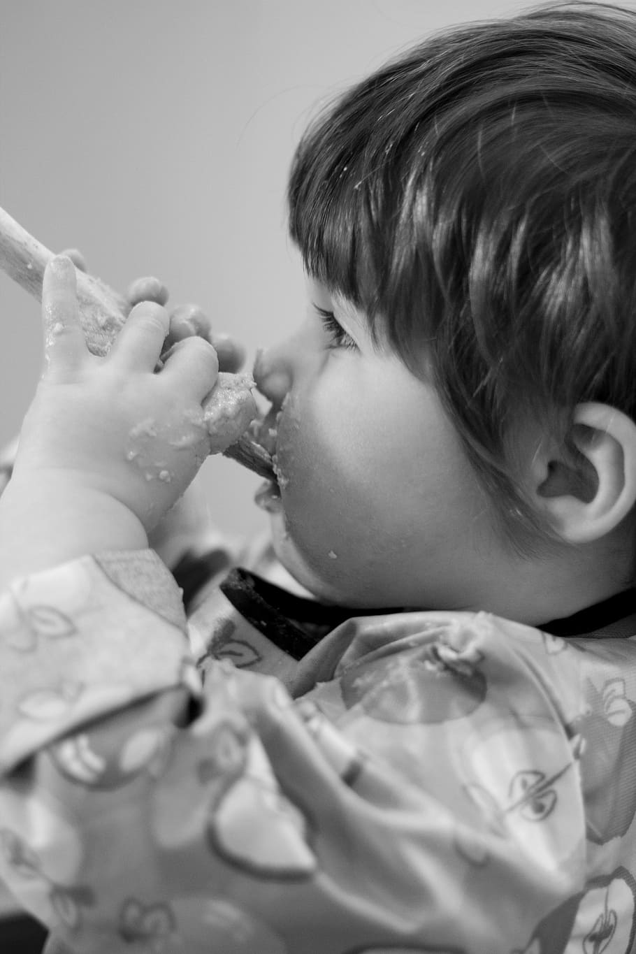child, boy, spoon, licking, baby, fun, young, cake mix, bake HD wallpaper