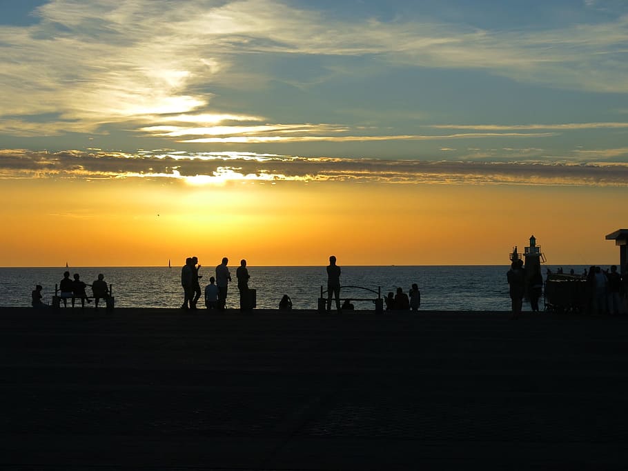 Sunset, Seascape, Water, Sky, Sky, People, crowd, horizon, watching, HD wallpaper
