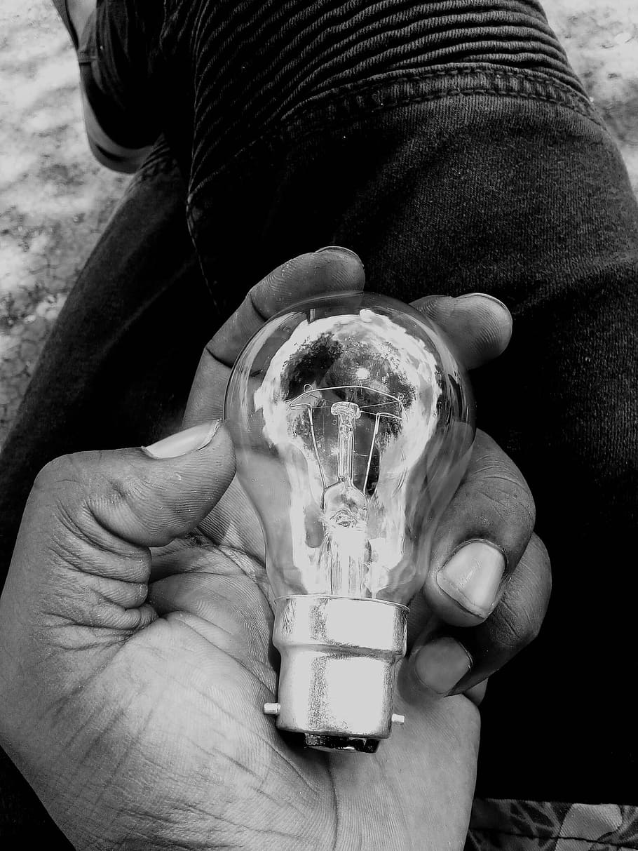 hand, light bulb, idea, black and white, glass, electric bulb HD wallpaper