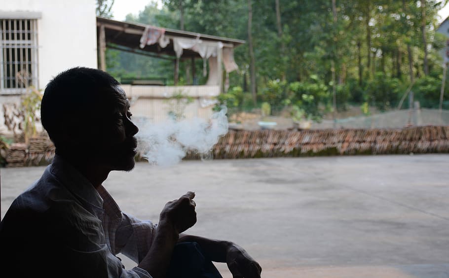 Old Man, Smoke, the old man, thinking, one person, water, outdoors HD wallpaper