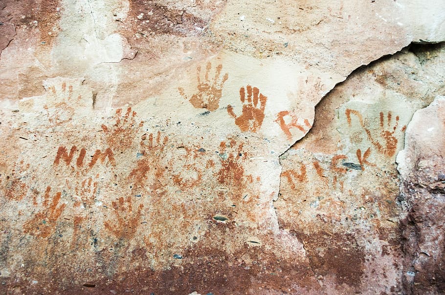 hand prints on gray concrete wall, hands stained on rock, texture HD wallpaper