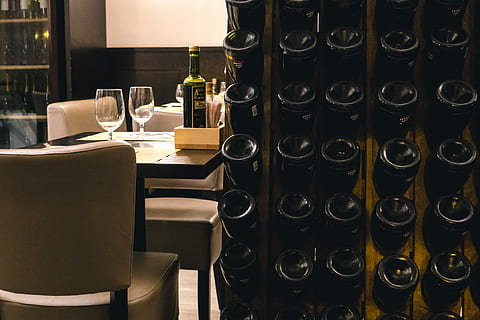 Table at a wine bar, interior, restaurant, alcohol, wine Bottle HD wallpaper