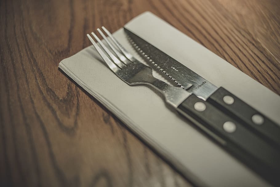 fork, knife, utensils, napkin, table, wood - material, close-up HD wallpaper