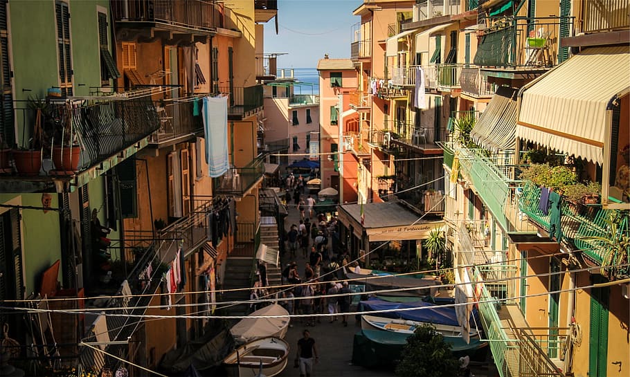 italy, buildings, houses, apartments, balconies, balcony, clothes line