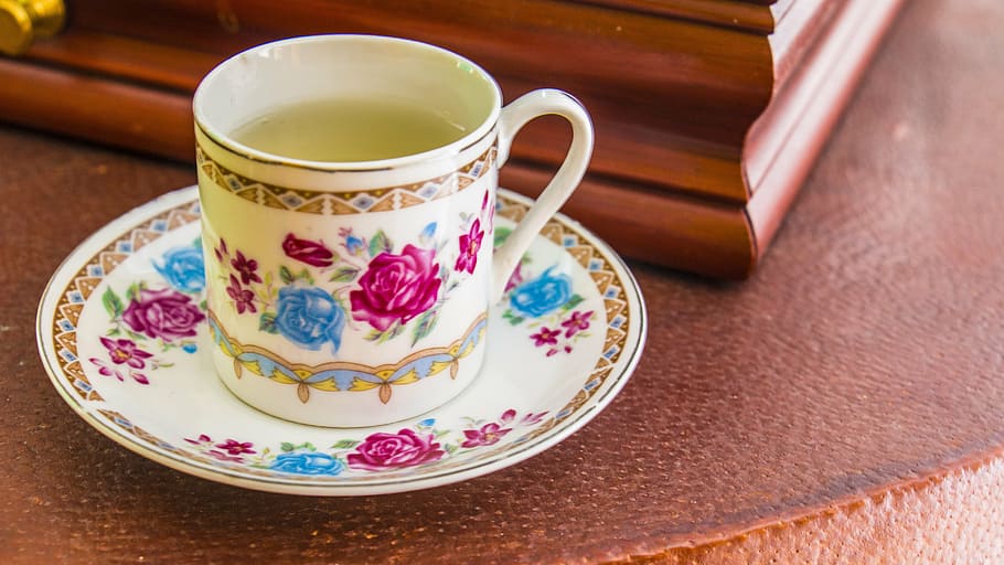cup, tea, coffee, cafe, breakfast, infusion, drinks, food, heartwarming HD wallpaper
