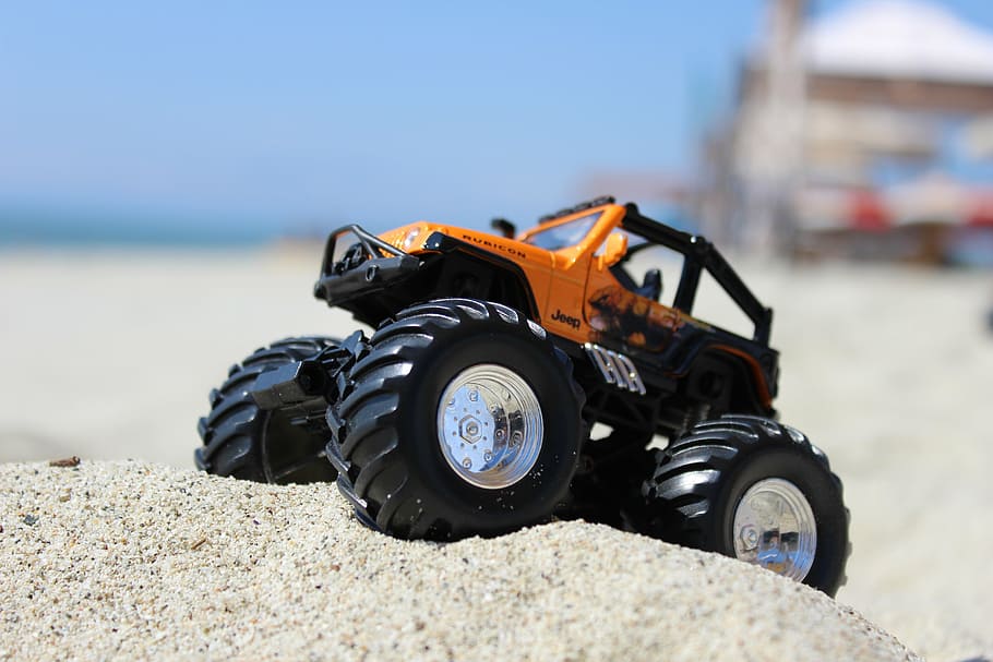 jeep, sand, safari, land, focus on foreground, beach, day, transportation, HD wallpaper