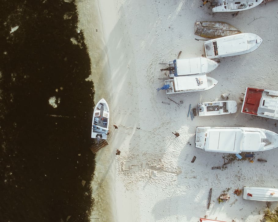 aerial photography of white boats, bird's eye view of motorboats on land HD wallpaper