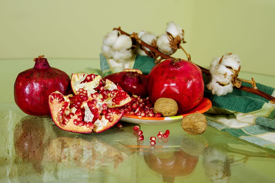 pomegranates, fruit, still life, composition, reflections, red fruits