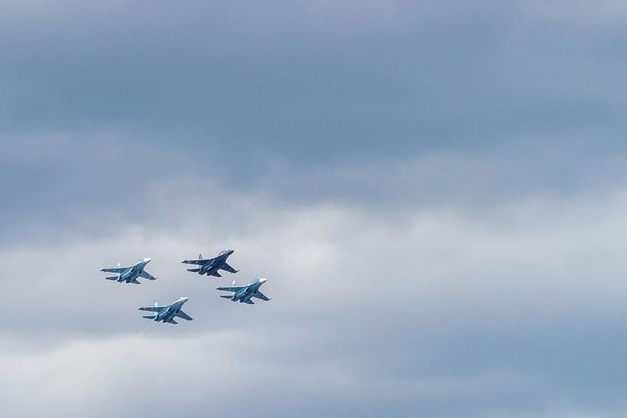 closeup photo of four fighting planes, four gray jet planes, air HD wallpaper