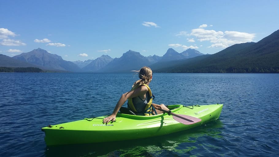 woman riding on kayak, kayaking, girl, leisure, sport, outdoor, HD wallpaper