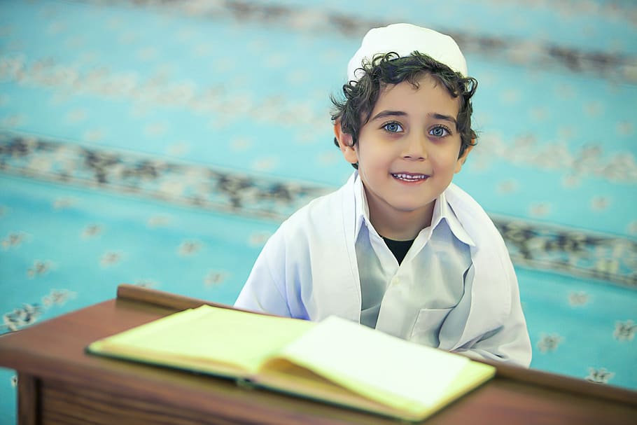 HD wallpaper: boy wearing white button-up top, student, hafiz, cami, islam  | Wallpaper Flare