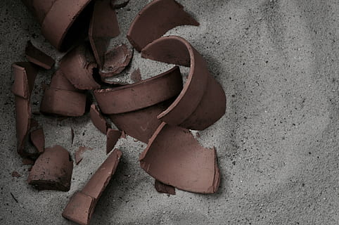 pottery, broken pottery, old, earthenware, ancient, texture HD wallpaper