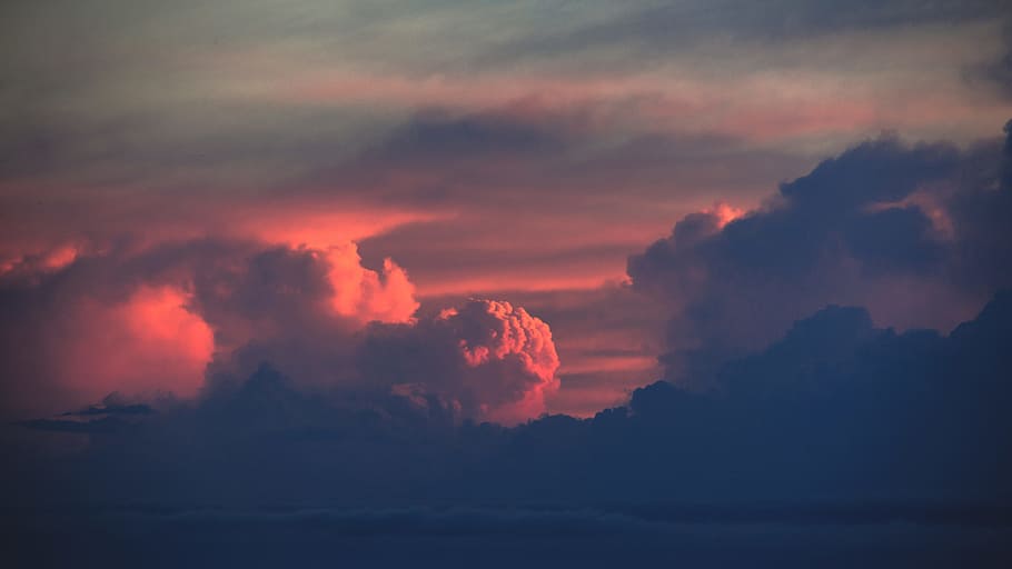 sea of clouds during golden hour, photography of clouds during sunset HD wallpaper