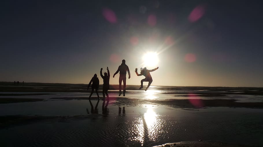 Sunset, Beach, Back Light, sea, water, reflection, sky, group of people HD wallpaper