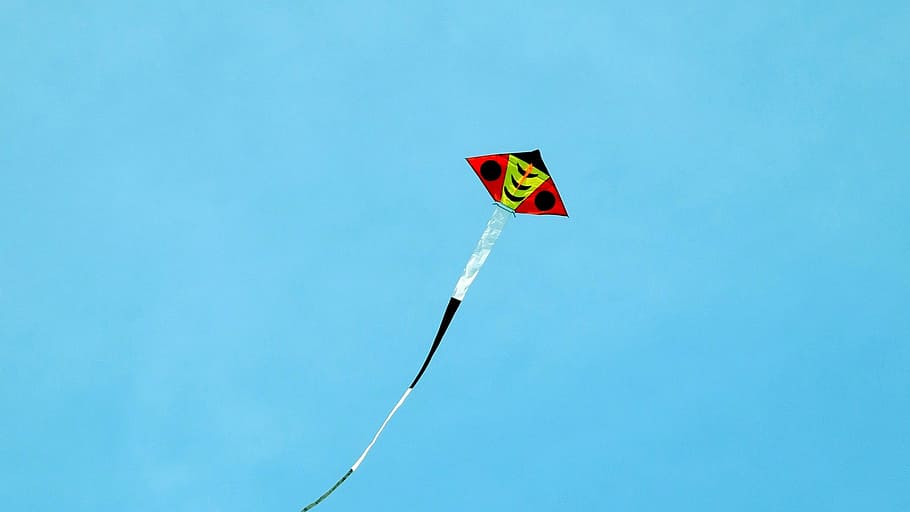 kite, sky, fresh, flag, blue, flying, wind, clear sky, low angle view HD wallpaper