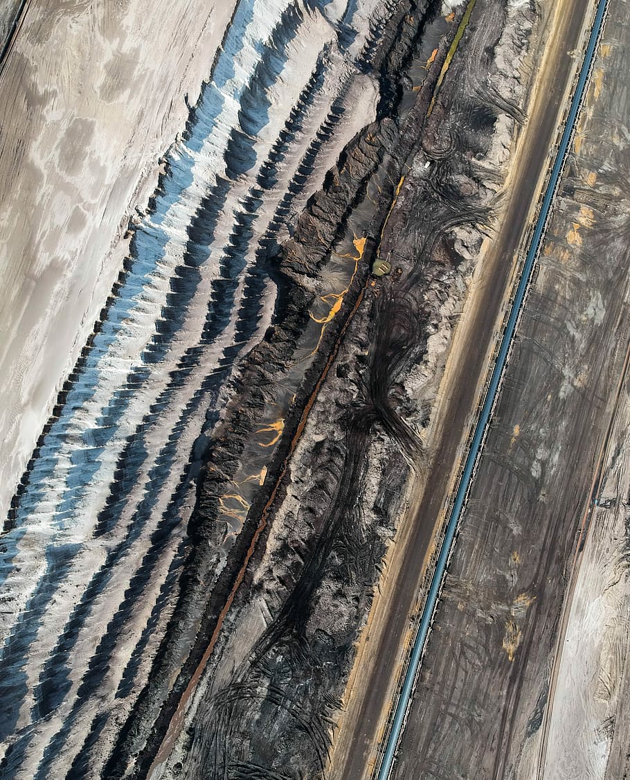 close-up photography of black and brown wood, quarry, mine HD wallpaper