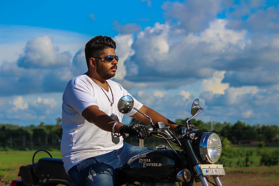 vedant, boys, bullets, mode of transportation, motorcycle, glasses HD wallpaper