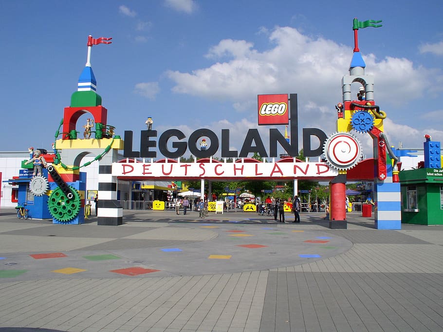 people at Lego Legoland Deutschland amusement park during daytime, HD wallpaper