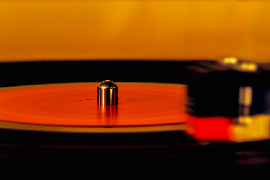 record player, old record player, music, dark, still life, blur, HD wallpaper