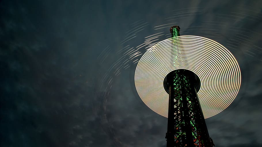 An image of the Prater Tower with a cloudy night sky as the backdrop, black concrete tower HD wallpaper