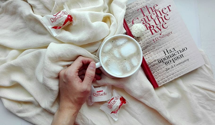 person holding mug, coffee, drinks, book, reading, sweet, dessert HD wallpaper