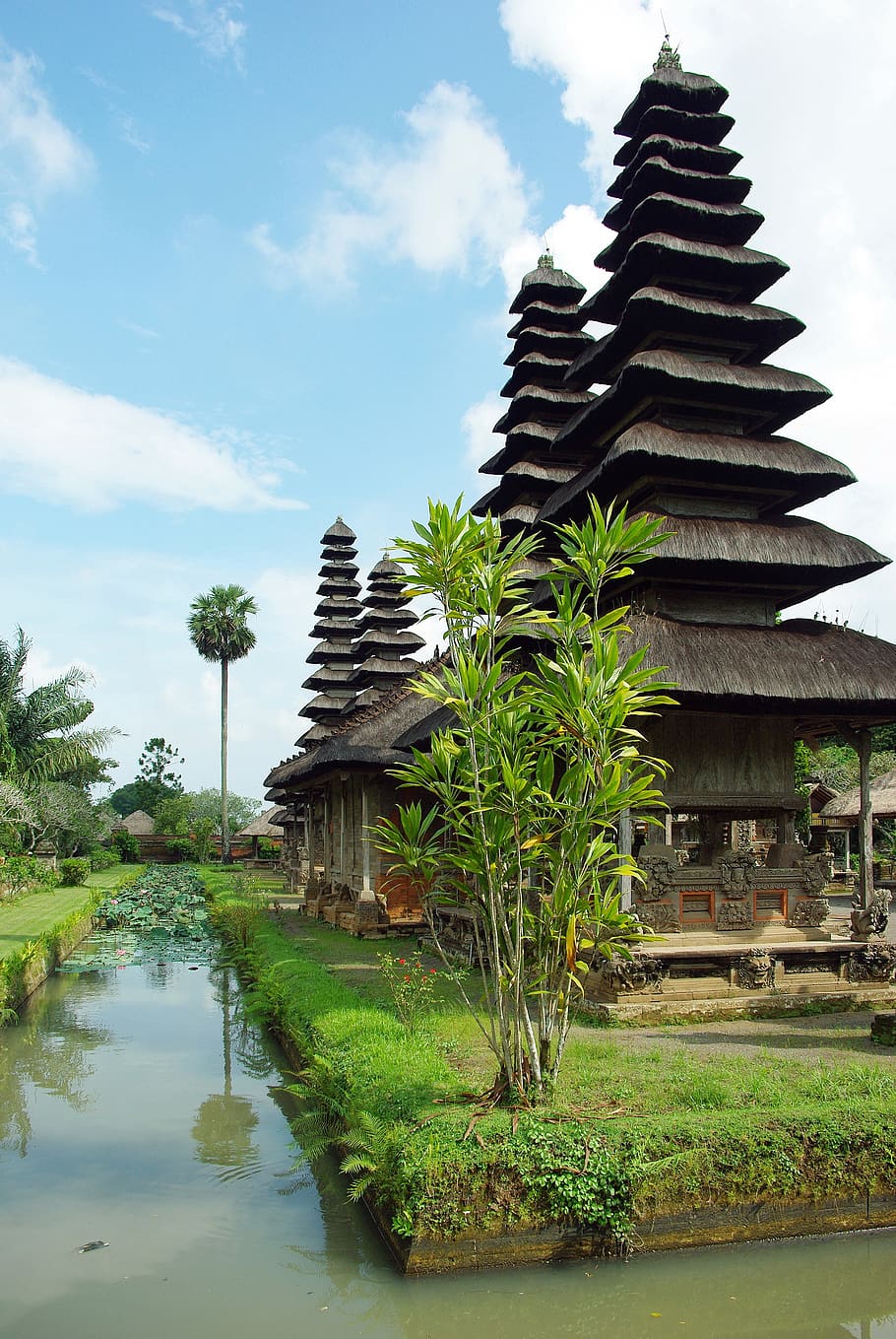 Pura Ulun Bali Live Wallpaper Free Android Live Wallpaper download   Download the Free Pura Ulun Bali Live Wallpaper Live Wallpaper to your  Android phone or tablet