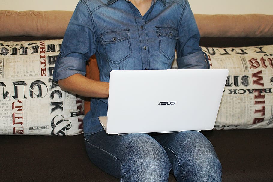 woman sitting with Asus laptop on her lap, work, notebook, leave HD wallpaper