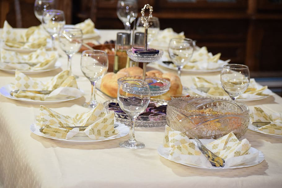 fork, cutlery, knife, spoon, tea spoon, plates, glass, served HD wallpaper